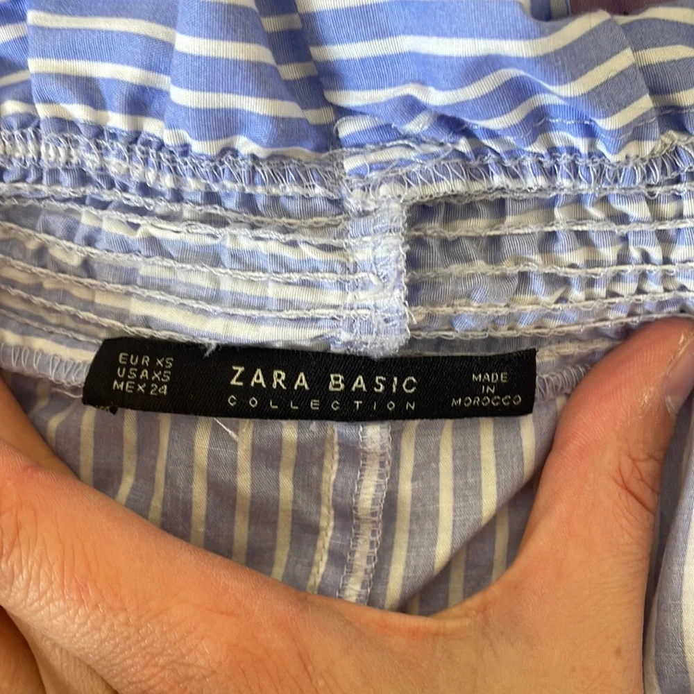 Zara Off the Shoulder Crop Top with Tie - Picture 5 of 5